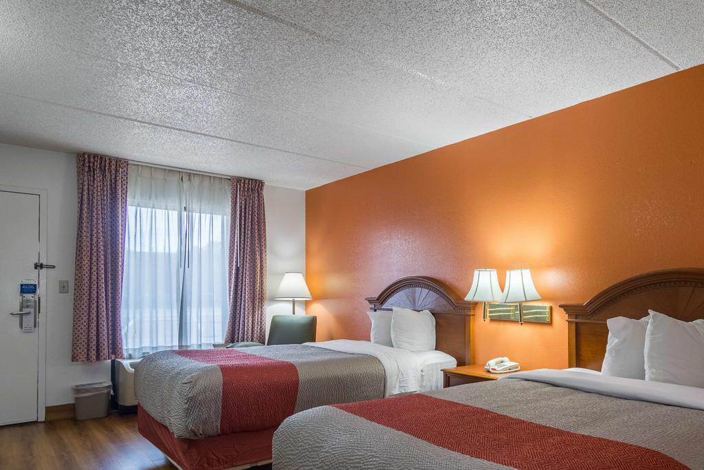 Motel 6 Waycross Eksteriør billede