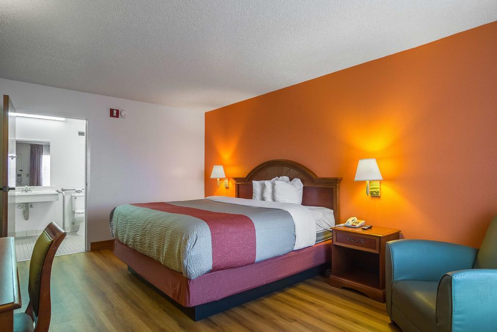 Motel 6 Waycross Eksteriør billede